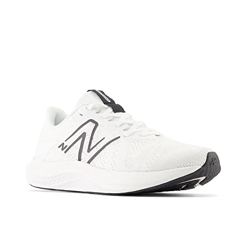 New Balance Women's DynaSoft Pro Run V2 Shoe, White/Silver Metalic, 6