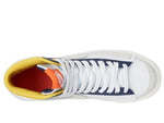 Nike Boy's Blazer Mid '77 BG (Big Kid) White/Polar/Midnight Navy/Safety Orange 6 Big Kid M