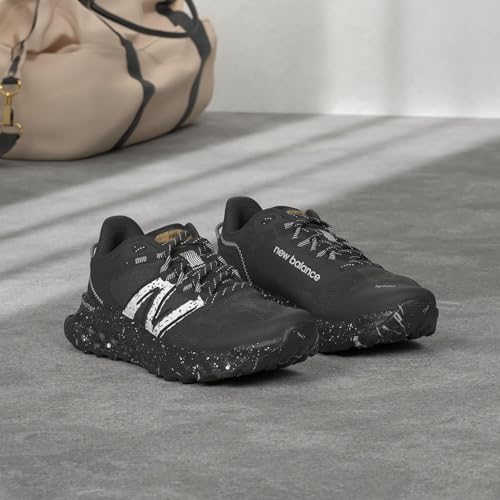 New Balance Women's Fresh Foam Garoe V1 Trail Running Shoe, Black/Blacktop/Sea Salt, 9 Wide