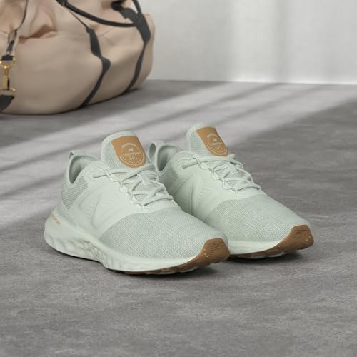 New Balance Women's Fresh Foam SPT V4 Running Shoe, Silver Moss/Silver Moss, 5