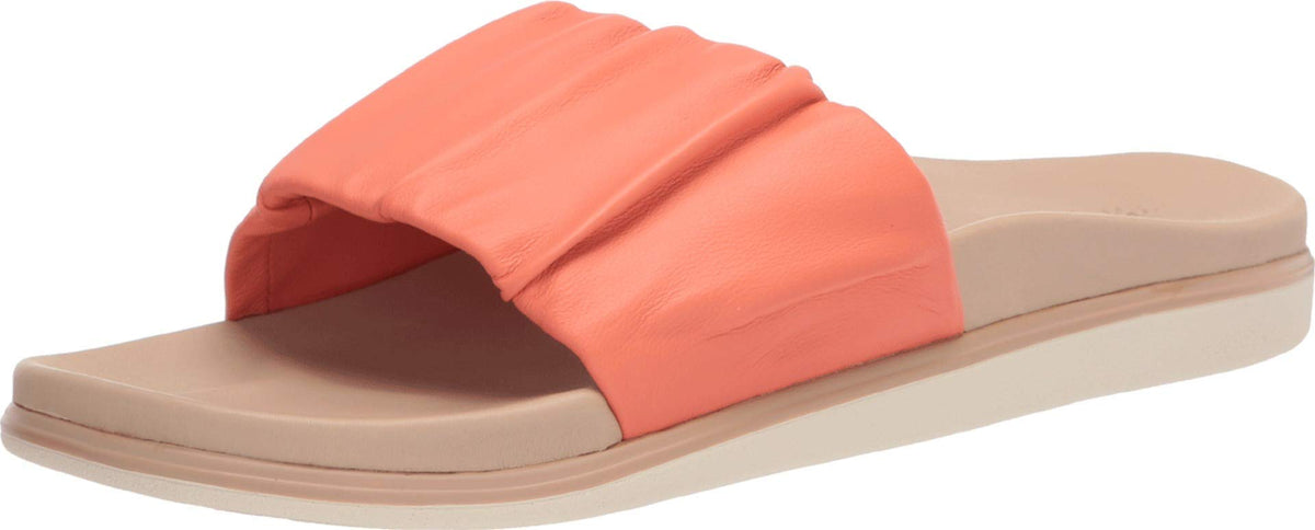 OLUKAI Pihapiha Fusion Coral/Off-White 7