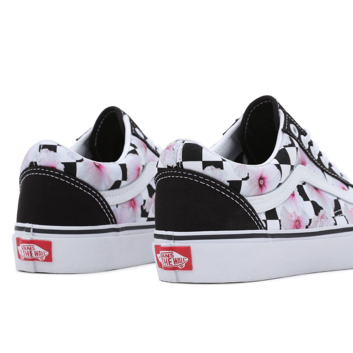 Vans Men's Old Skool Sneaker, (Hibiscus Check) Black, Size 6, 7.5 Women/6 Men