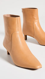 Madewell Women's The Dimes Kitten-Heel Boot in Leather, Distant Sand, Tan, 6.5 Medium US