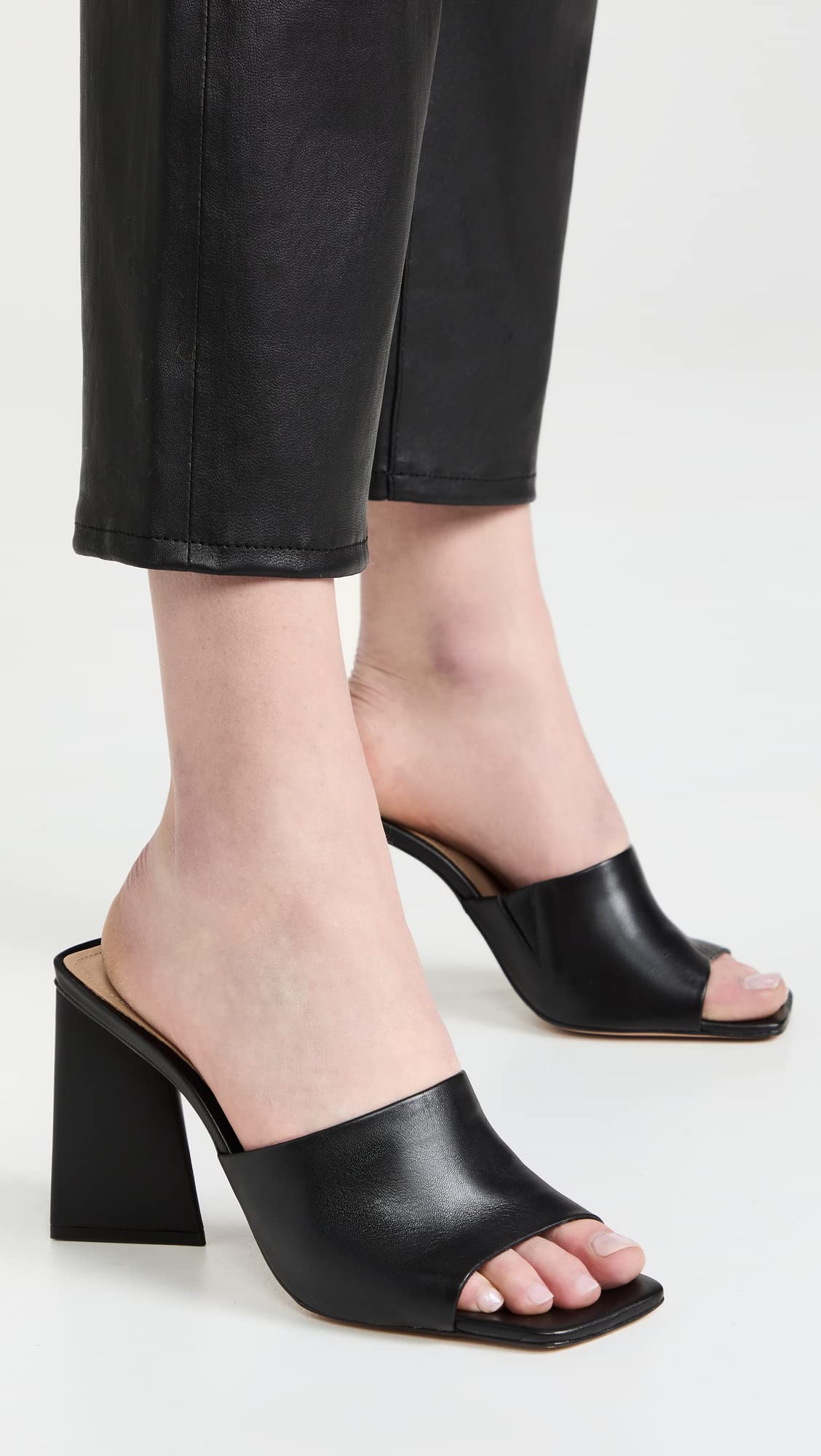 SCHUTZ Lizah 6.5 Black