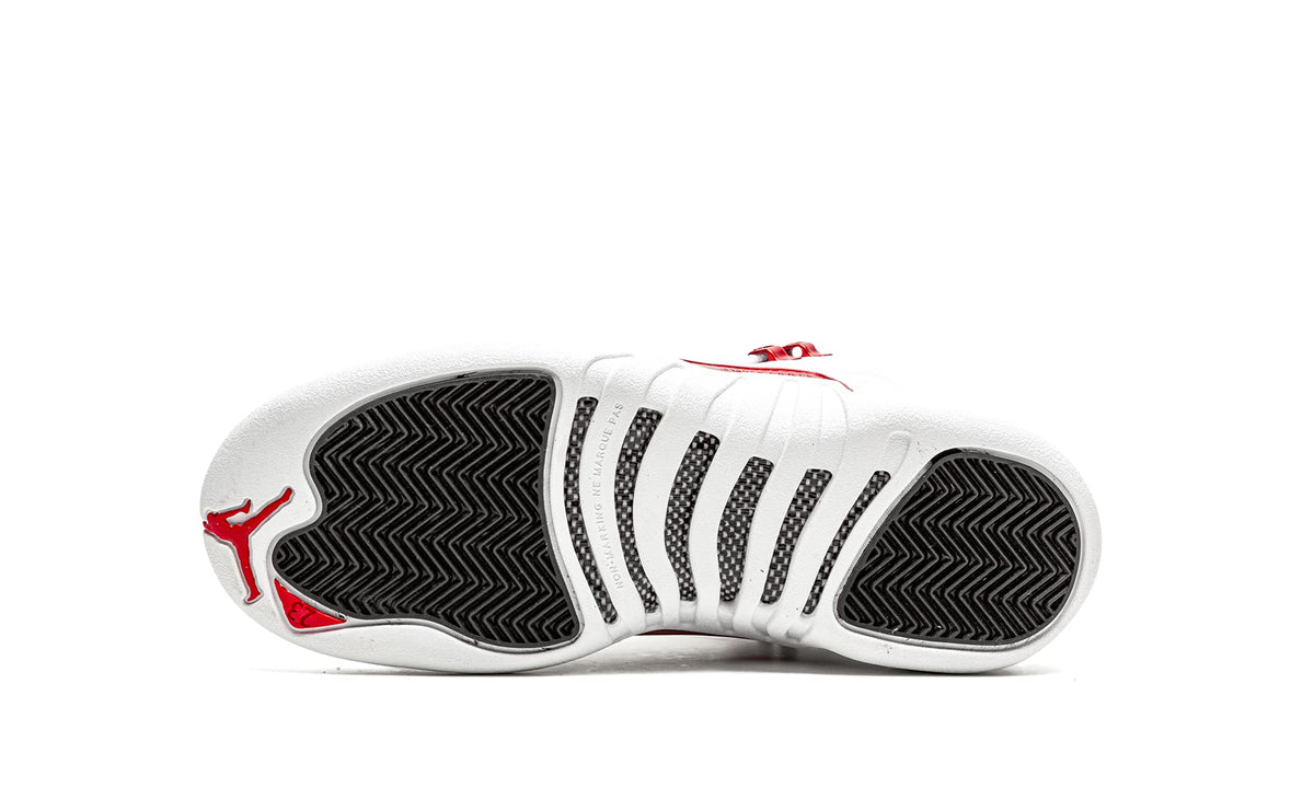 Nike Youth Air Jordan 12 Retro GS Twist, White/Black/University Red, 5.5Y