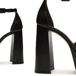 SCHUTZ Lenne Black 11 M