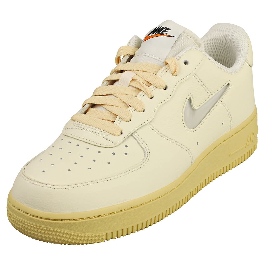 NIKE Women's Sneaker, Coconut Milk Lemon Wash Pale Vanilla Light Bone, 9