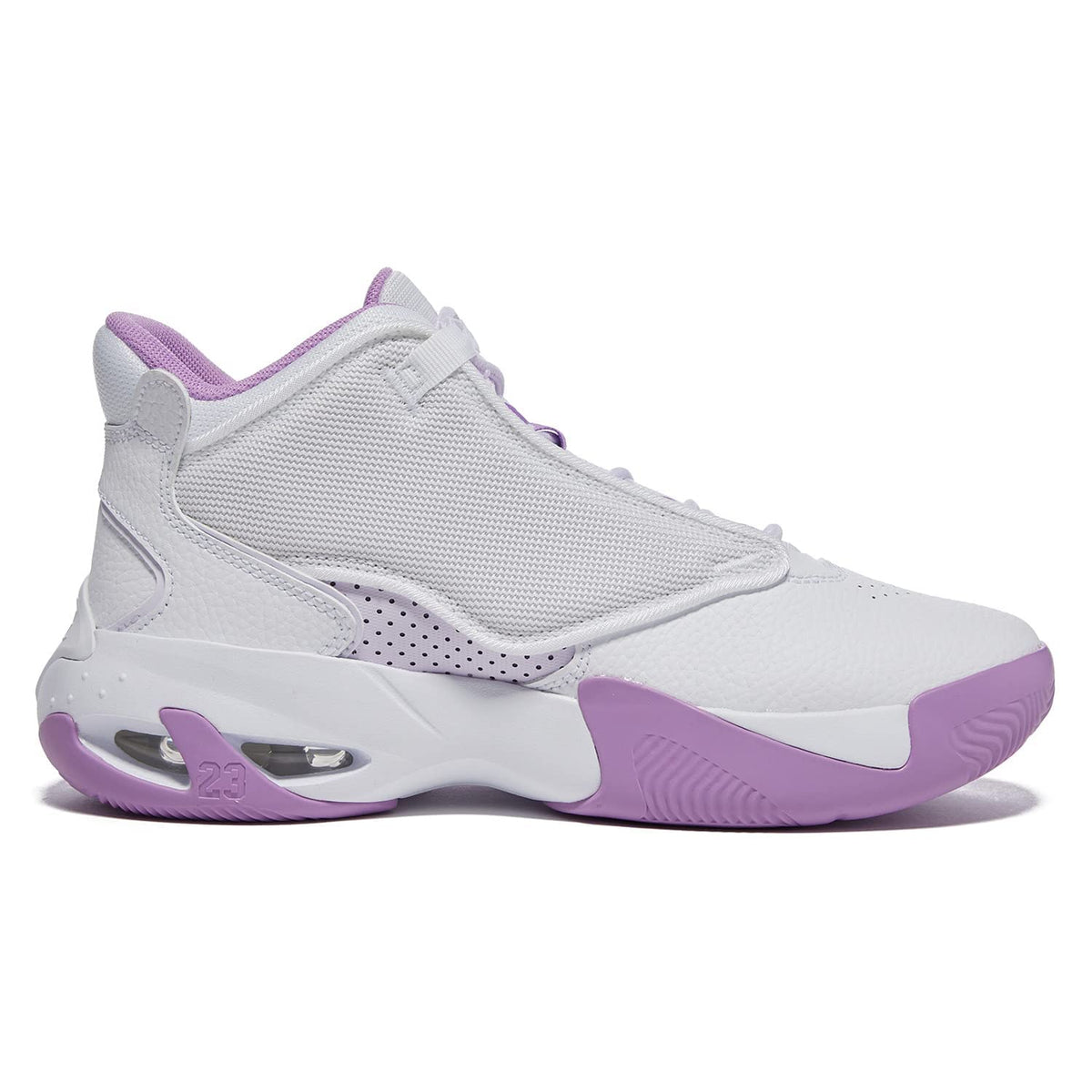 Jordan Boy's Max Aura 4 (Big Kid) White/Rush Fuchsia/Barely Grape 5 Big Kid M