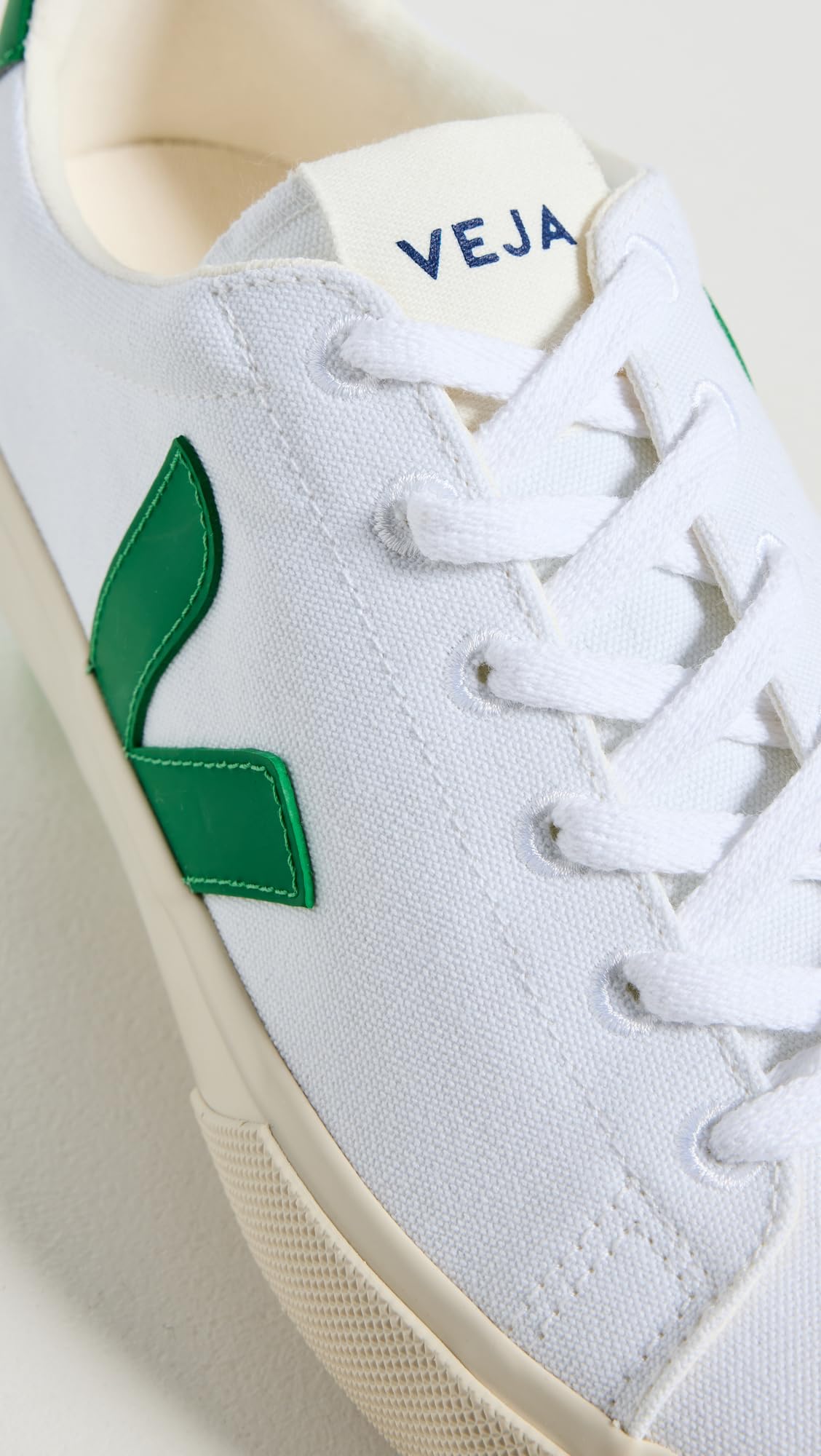 Veja Men's Campo Canvas Sneakers, White/Emeraude, 9.5 Medium US