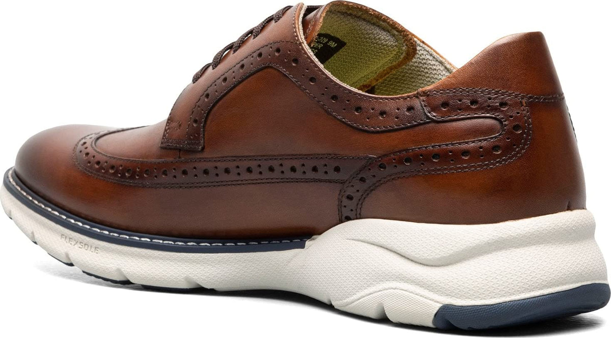 Florsheim Frenzi Wingtip Oxford Mens Oxford 12 DM US CognacWhite