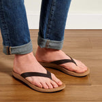 OLUKAI Nonohe Women's Beach Sandal, Premium Full-Grain Leather Flip-Flops, All-Day Support & Breathable Lining, Wet Grip Sole & Easy Slip-On Design 9 Dk Java/Golden Sand