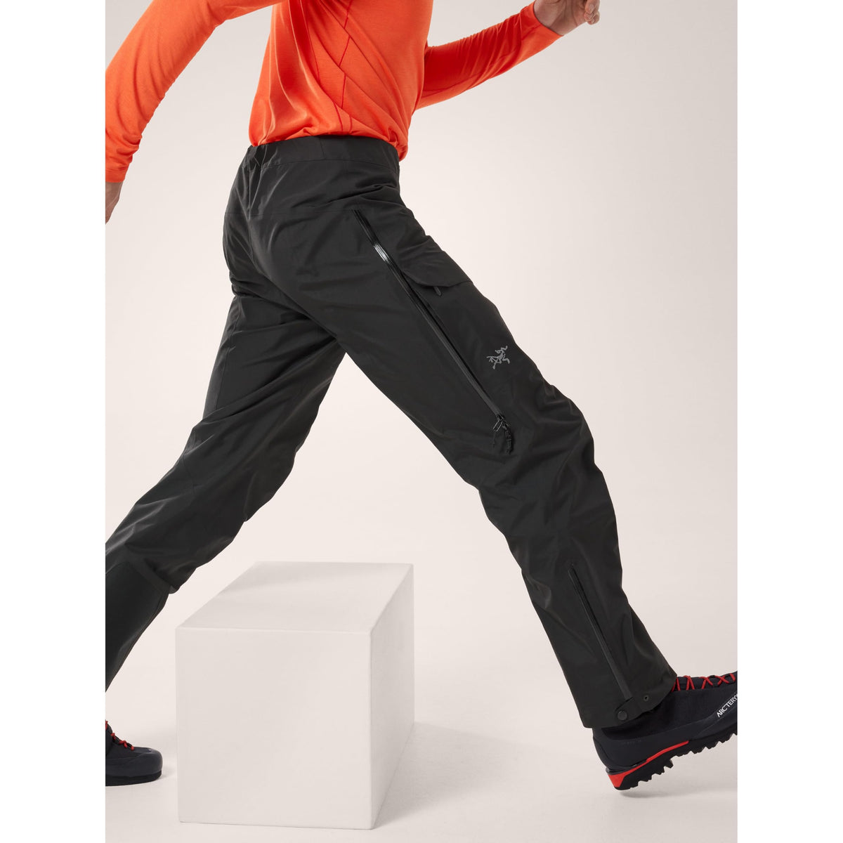 Arc'teryx Beta AR Pant Men's | Versatile Gore-Tex Pro Pant for All Round Use | Black, X-Small Short