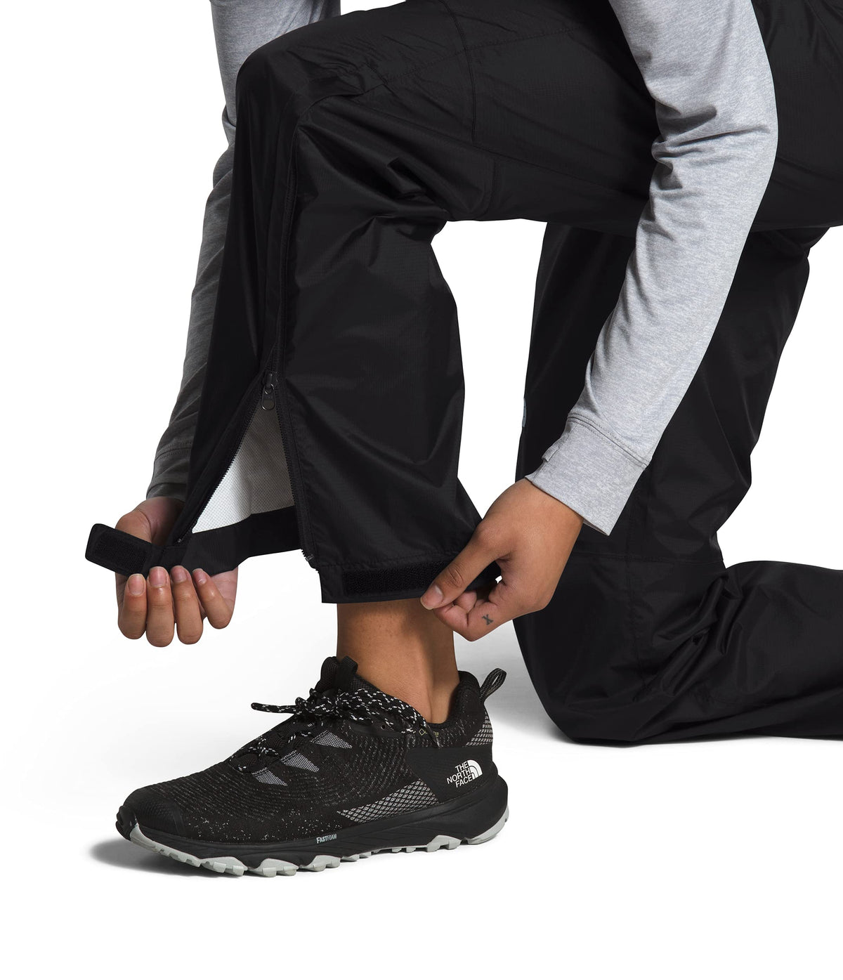 THE NORTH FACE Women's Venture 2 Half-Zip DWR Hiking Pant, TNF Black/TNF Black, X-Large Long