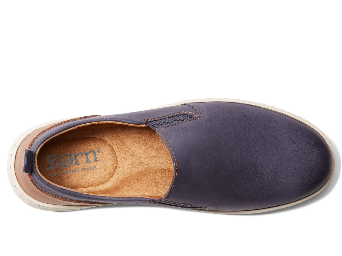 BORN Morgan Navy/Brown 8 M (D)