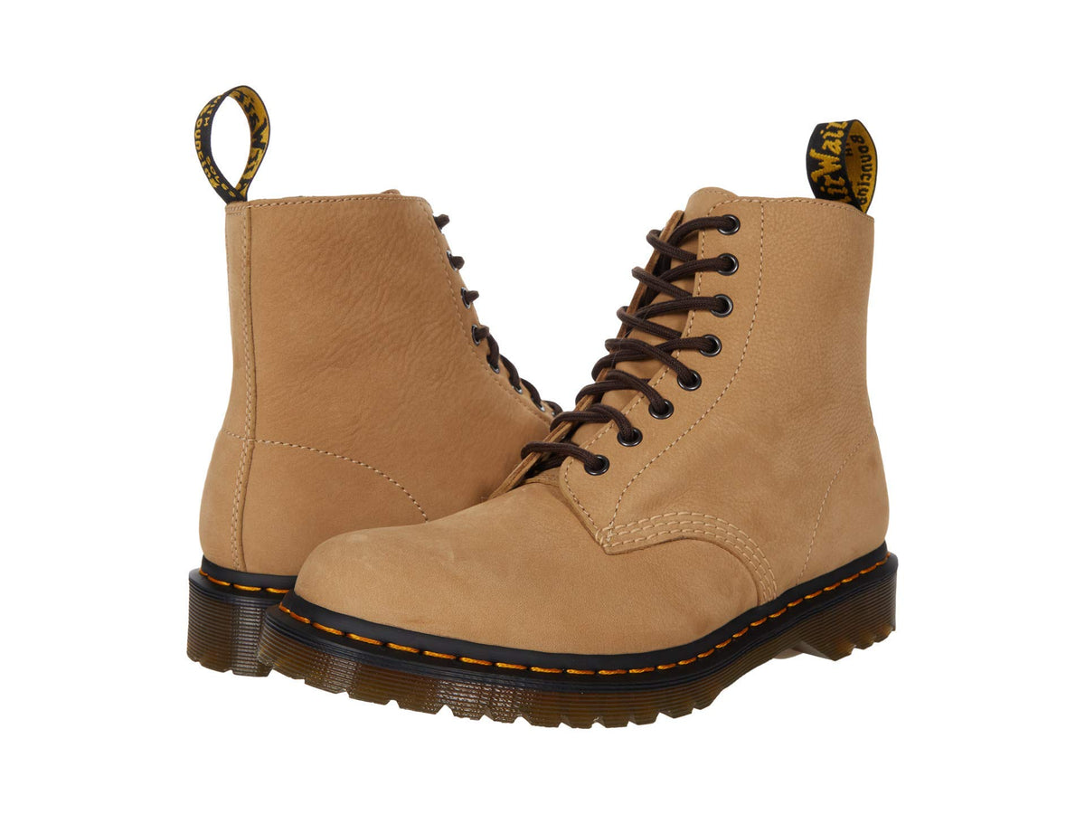 Dr. Martens 1460 Pascal Milled Nubuck Sand UK 7 (US Men's 8, US Women's 9) Medium