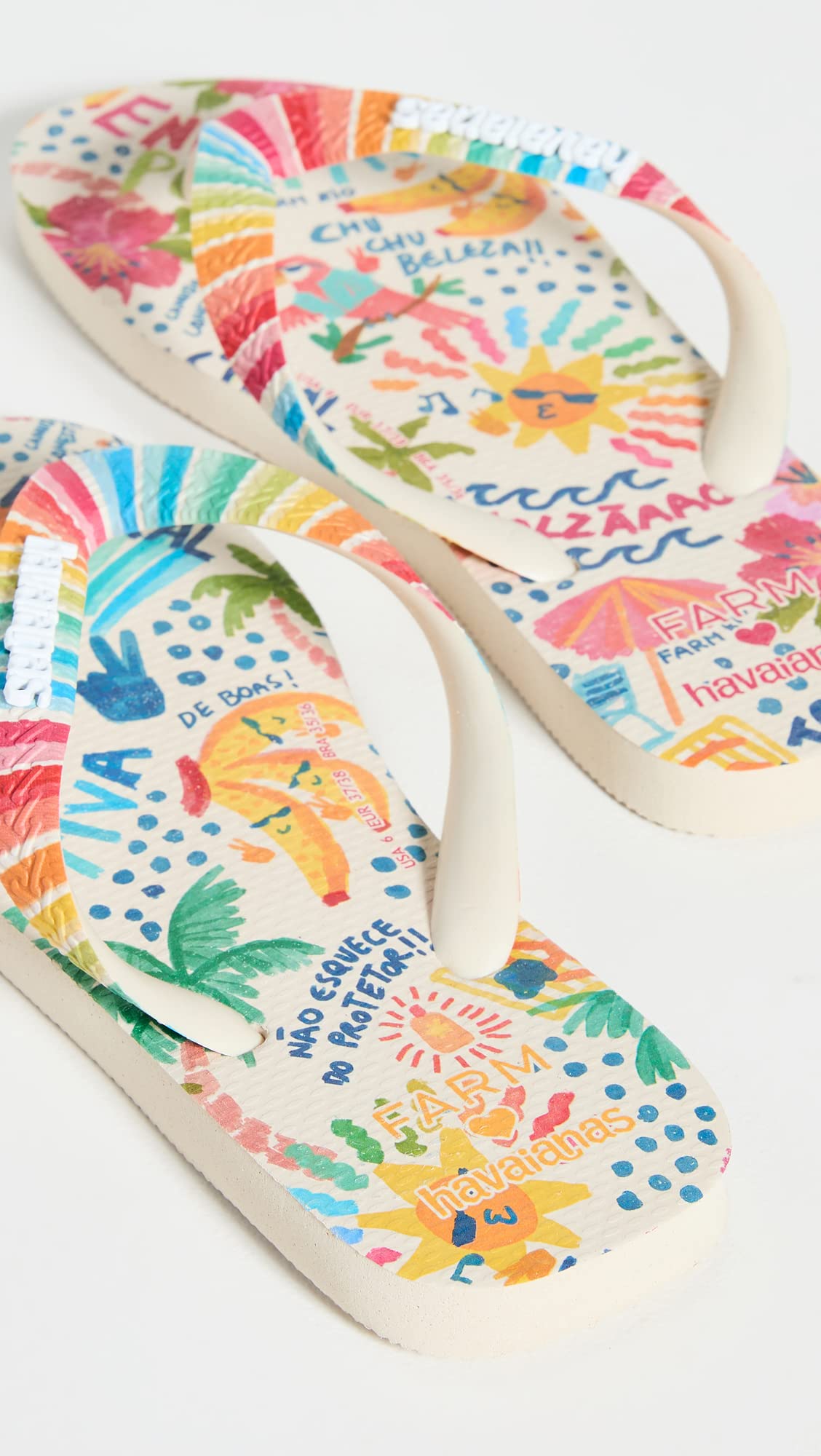 Havaianas Women's x Farm Rio Alto Astral Flip Flops, Beige, Print, 9-10 Medium US