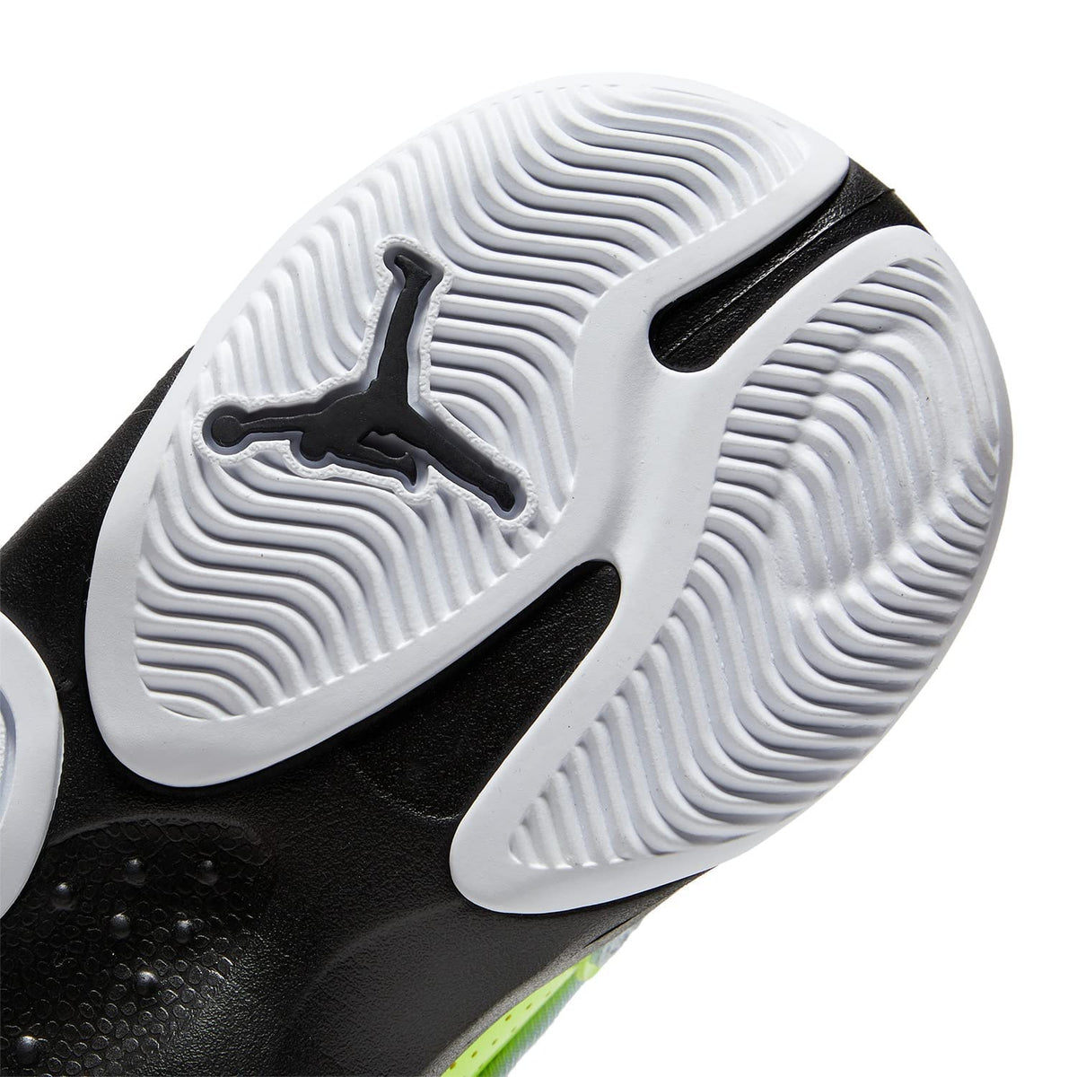 Jordan Girl's Max Aura 4 (Little Kid) Platinum Tint/Black/Volt/Blue Tint 1 Little Kid M