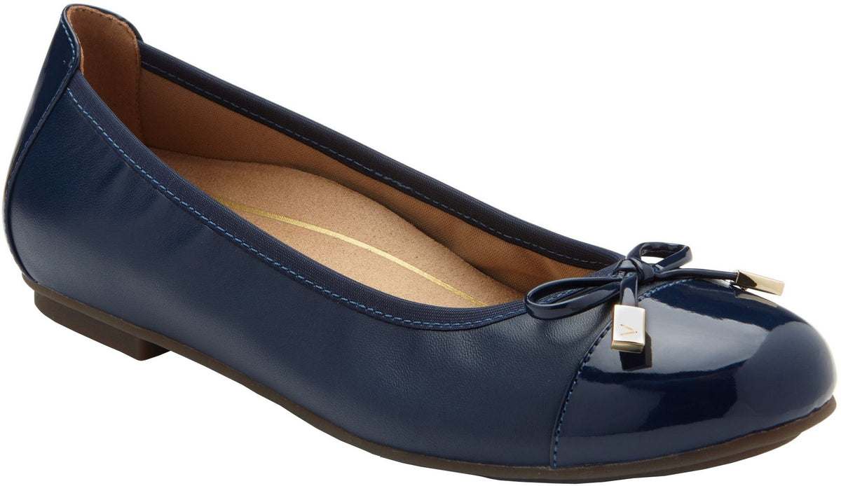 Vionic Women's Minna 10 Narrow Navy Nappa Leather