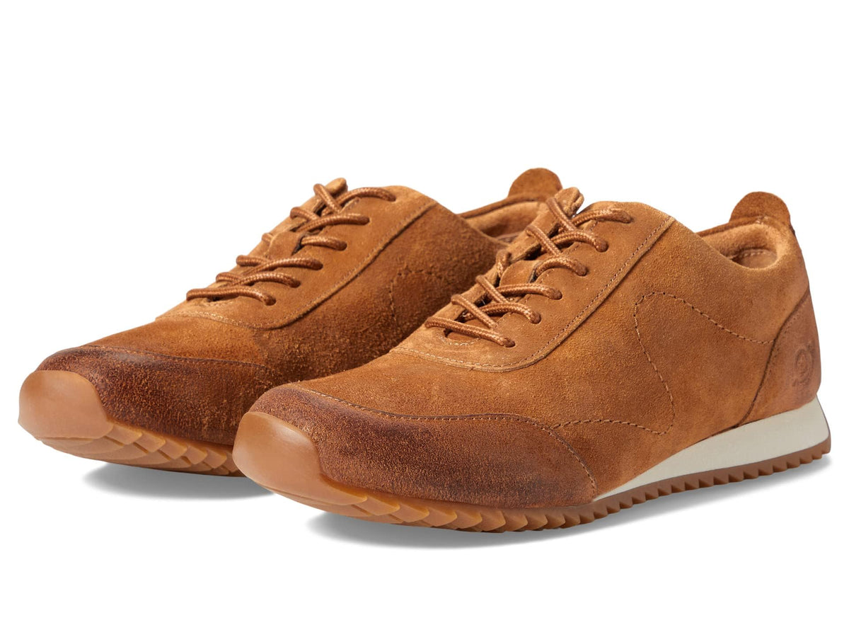 BORN Lynn Tan 8 M (B)