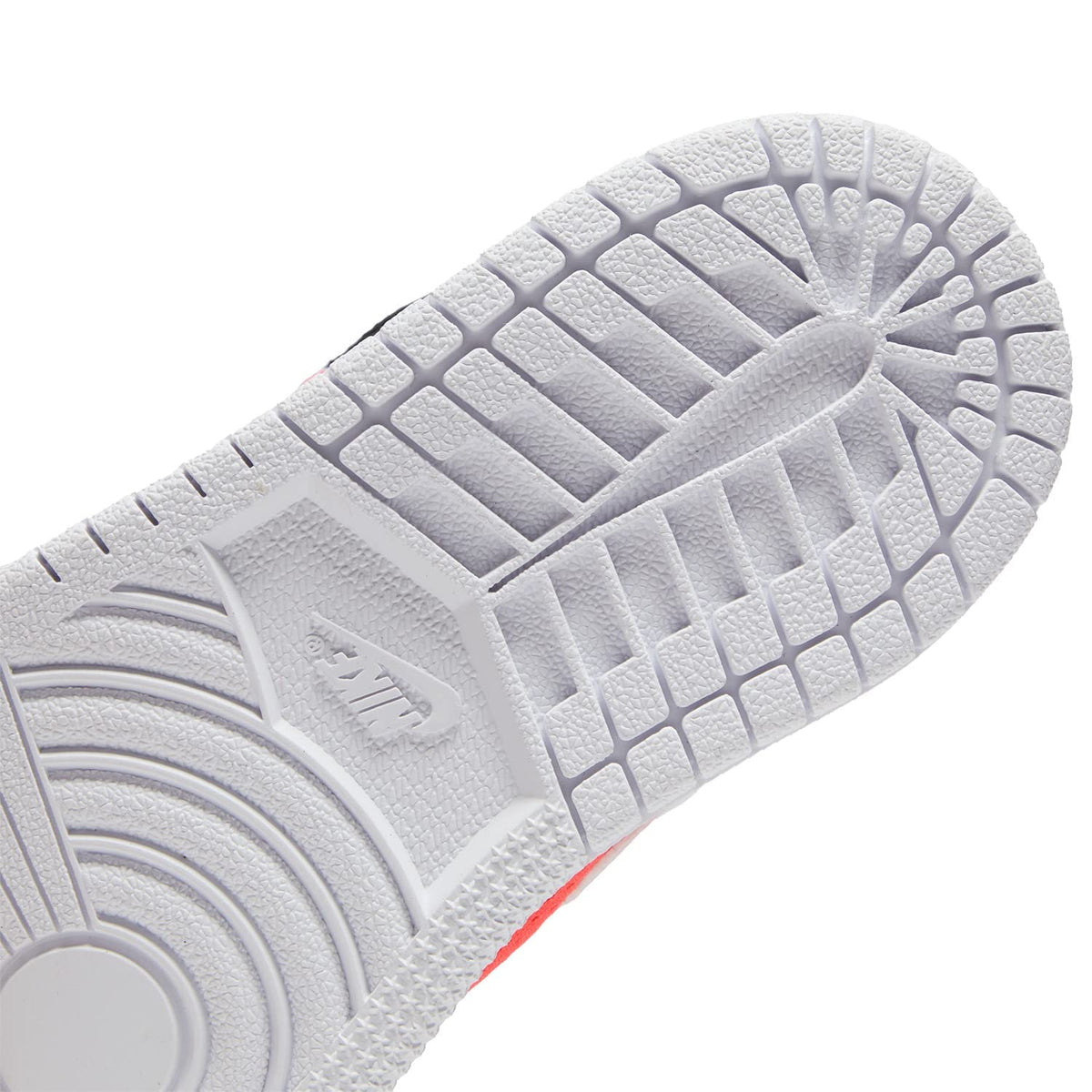 Jordan Baby Boy's 1 Mid SE (Infant/Toddler) Black/White/Infrared 23 7 Toddler M