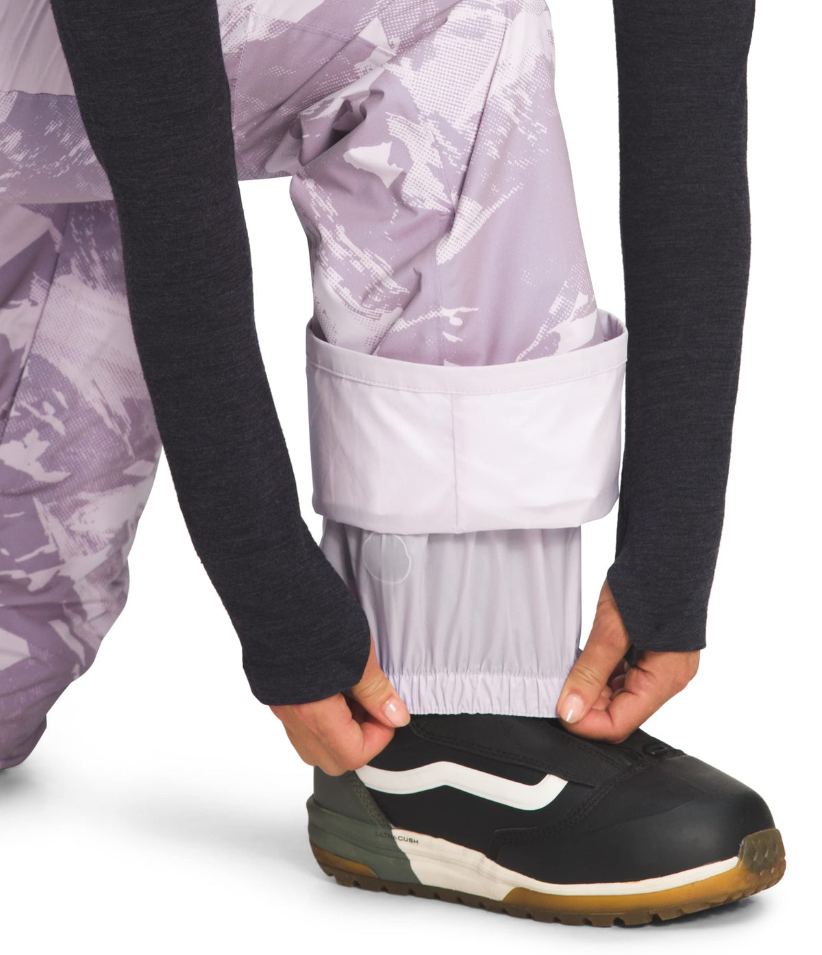 THE NORTH FACE Freedom Bib Pant - Women's Lavender Fog Tonal Mountainscape Print, S/Short