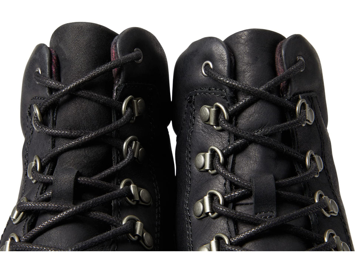 BORN Codi Black 9 M (B)