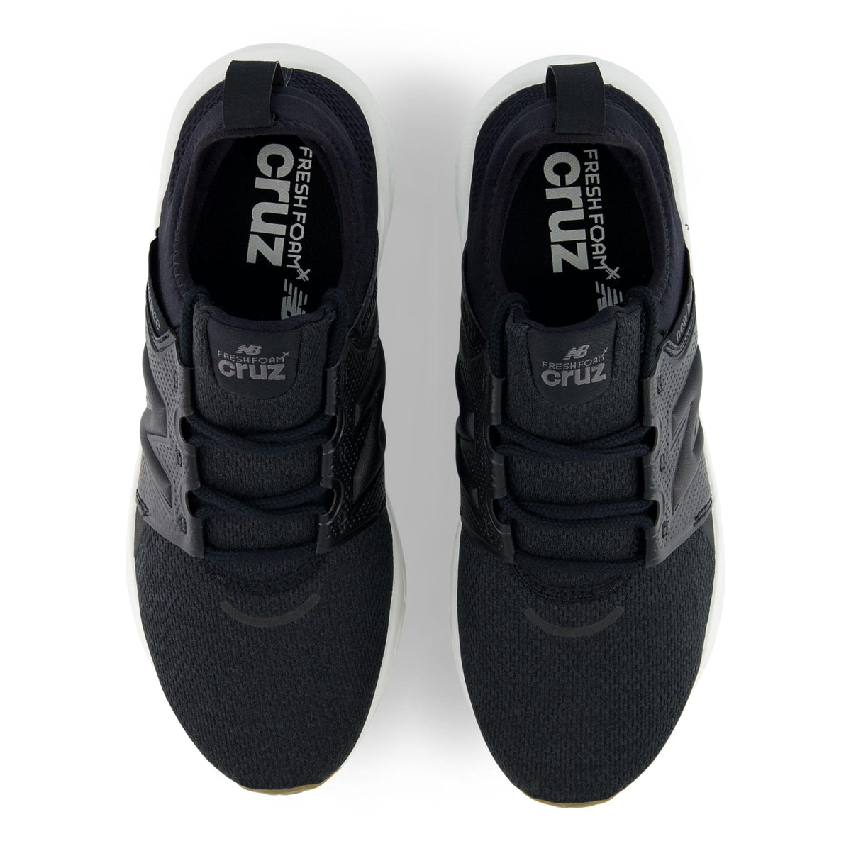 New Balance Men's Fresh Foam X Cruz V3 Running Shoe, Black/Blacktop/Gum 020, 9.5