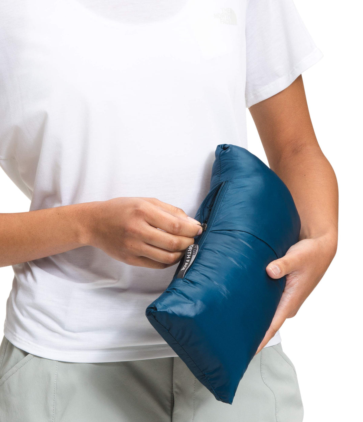 THE NORTH FACE Women's ThermoBall™ Eco Hoodie, Monterey Blue Matte, XS