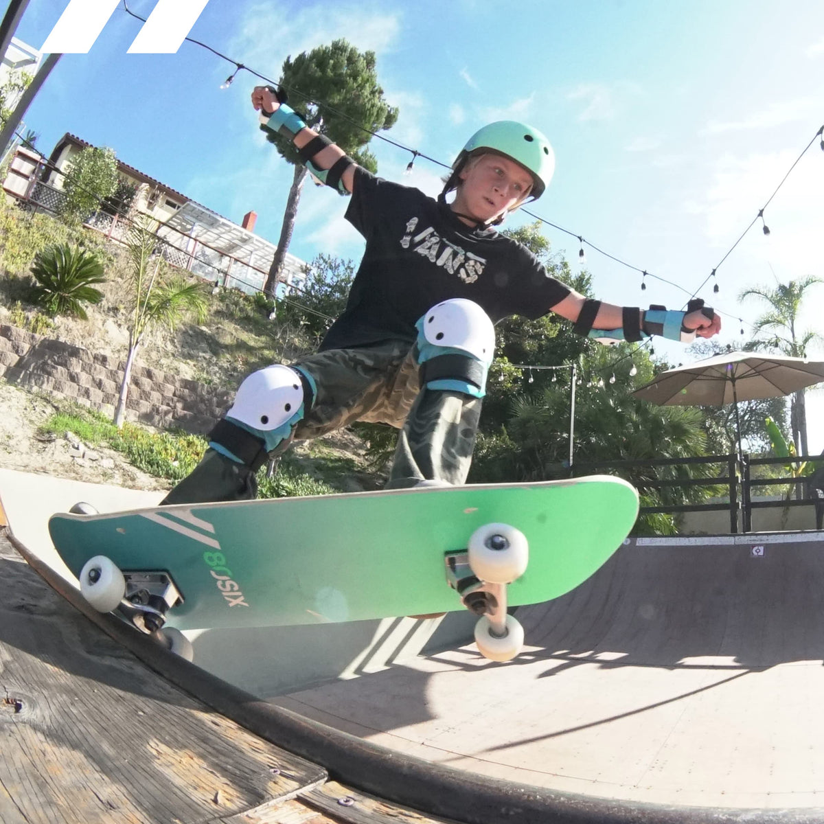 80Six Adult and Youth Skateboard with 54mm Urethane Wheels and Carbon Steel Bearings (Surf Green Teal-Fade, 31" x 8")