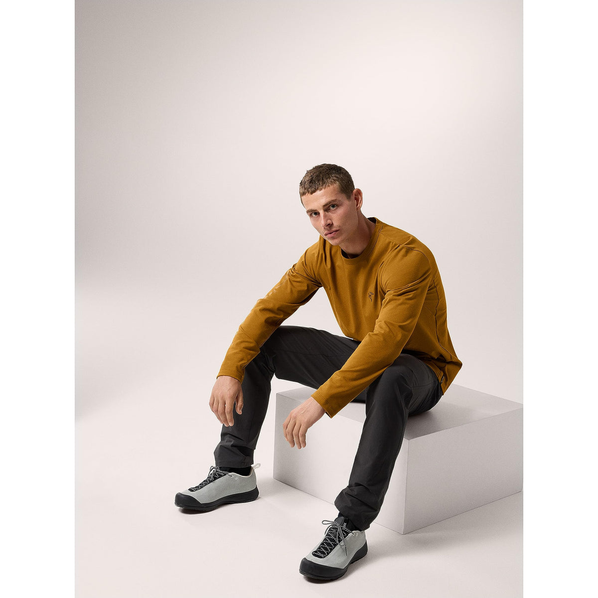 Arc'teryx Levon Pant Men's | Stretch Cotton Blend Pant for Everyday Wear | Black, 30