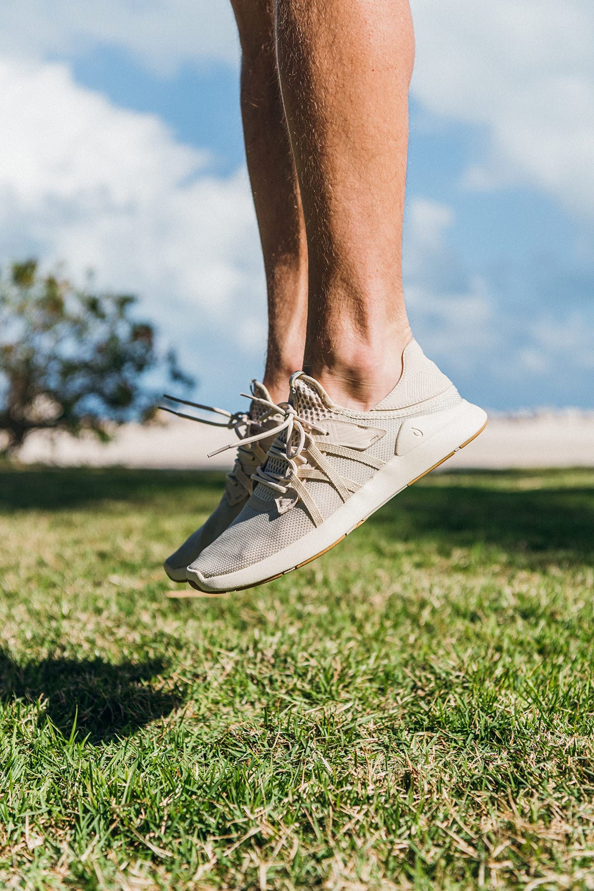 OLUKAI Holo Men's Athleisure Sneaker, Lightweight, Breathable Mesh Slide Shoe, Drop Heel, All-Day Comfort & Support, Sand/Off White, 11.5