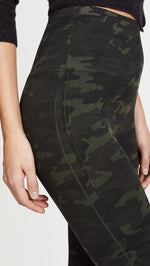 SPANX Women's Seamless Camo Leggings, Green Camo, XS