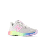 New Balance KIds Arishi Fresh Foam v4 Sneaker, LIGHT ALUMINUM/CYBER LILAC/NEON PINK, 3.5 W Big Kid (8-12 Years)
