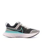 Nike Women's React Infinity Run Flyknit 2 Running Shoe, White/Aurora Green-Black, 7 M US