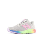New Balance KIds Arishi Fresh Foam v4 Sneaker, LIGHT ALUMINUM/CYBER LILAC/NEON PINK, 3.5 W Big Kid (8-12 Years)