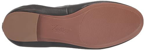 Trotters Women's Gia Ornament Ballet Flat, Black, 5