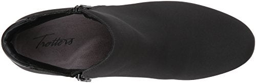 Trotters Women's Major Ankle Bootie, Black/Black, 10 Wide