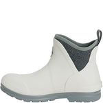 MUCK Women's Original Ankle White Size 9(M)