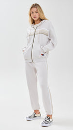 Vans - Unisex Adult Classic Slip-On Shoes in Black, 9 D(M) US Mens / 10.5 B(M) US Womens, Black