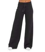 AirEssentials Very Black Wide Leg Pant
