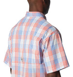 Columbia Men's Super Tamiami Short Sleeve Shirt, Vivid Blue/All Over Gingham, Small