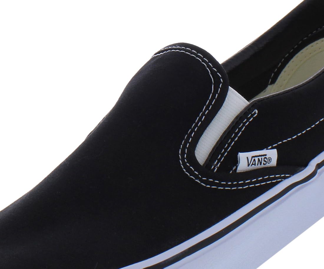 Vans Unisex Adults’ Classic Slip On Trainers