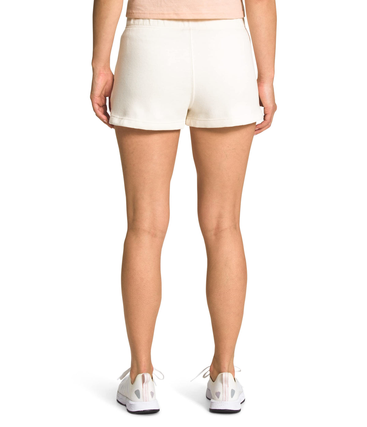 THE NORTH FACE Women's Half Dome Logo Fleece Short (Standard and Plus Size). Gardenia White. Small Regular