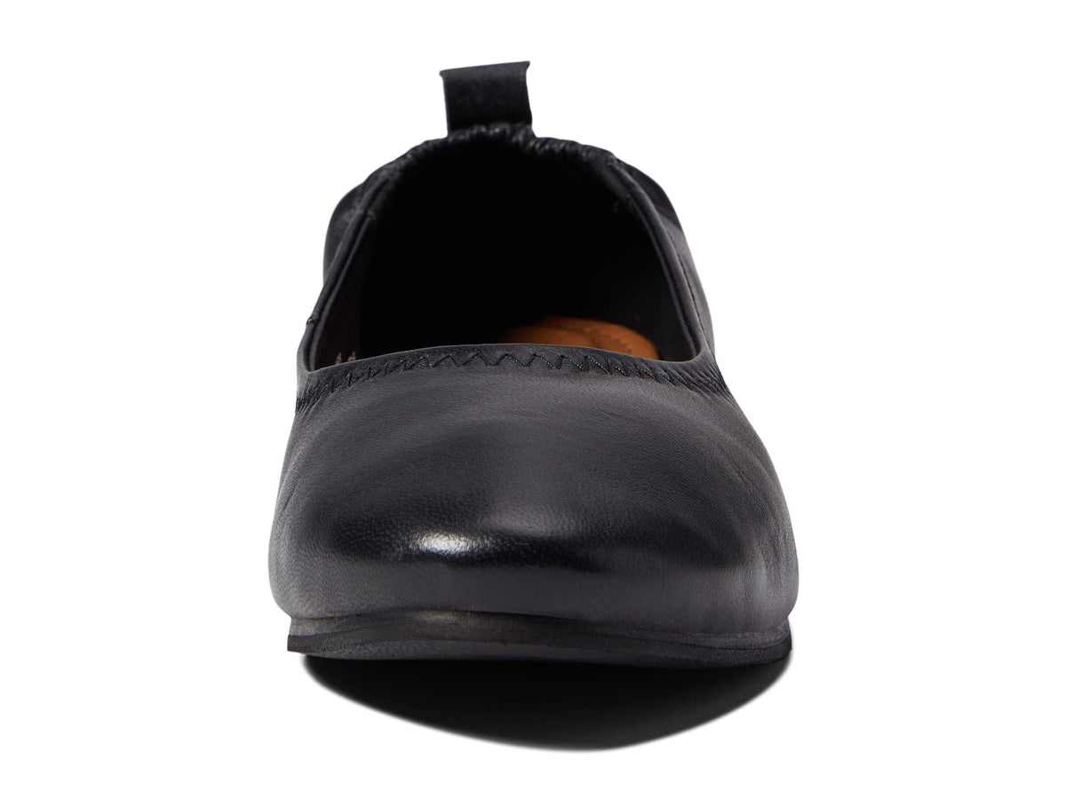 Söfft Women's Kenni Leather Slip On Loafers Medium - Black