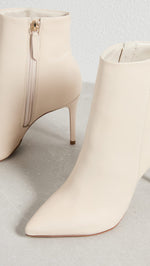 SCHUTZ Women's Mikki Booties, Eggshell, Off White, 7.5 Medium US