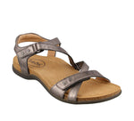 Taos Footwear Women's Grand Z Pewter Sandal 10 M