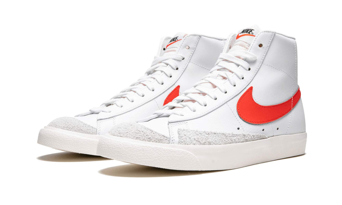 Blazer Mid '77 VNTG (Habanero Red/Sail-White,15)