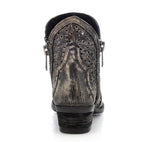 New Circle G Women's Q0001 Ankle Boot Black/Grey 8.5