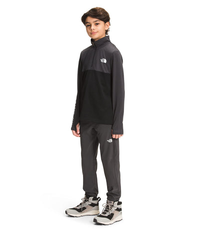 THE NORTH FACE Boys' Reactor Thermal ¼ Zip, Asphalt Grey, Medium