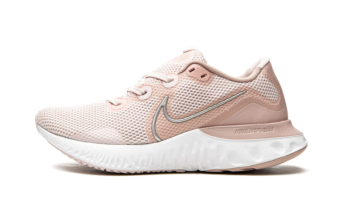 Nike Women's Renew Run Shoe, Pink, 10